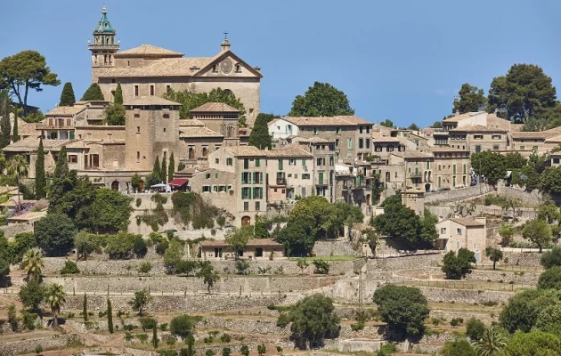 _vyr_14_Valdemossa_pohled_mallorca (1)